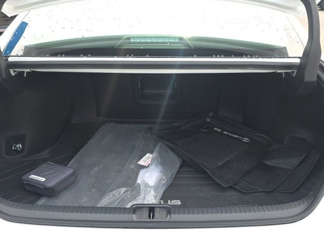Used 2025 White Lexus 350 image 39
