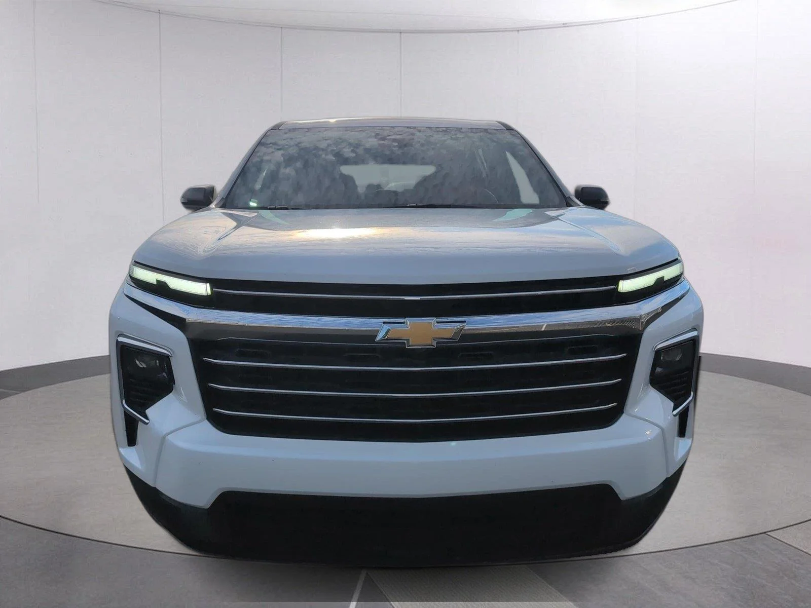 Used 2024 Downpour Metallic GMC SLE image 10