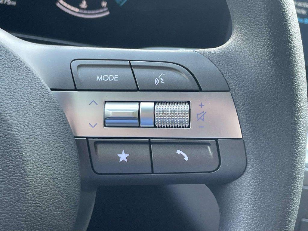 New 2026 Gray Hyundai SE FWD image 20