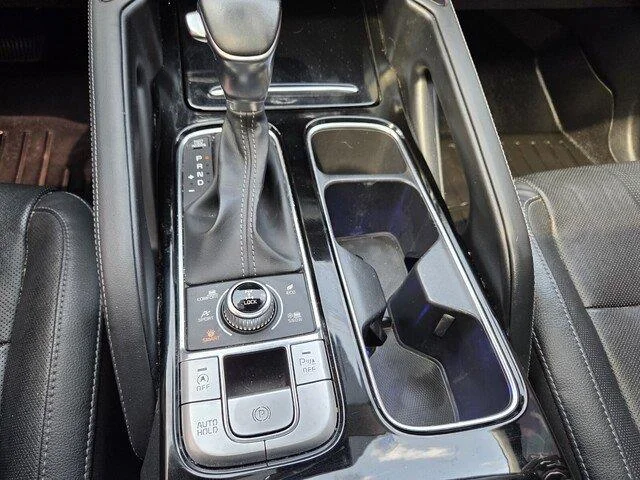 Used 2022 Gravity Grey Kia EX image 20