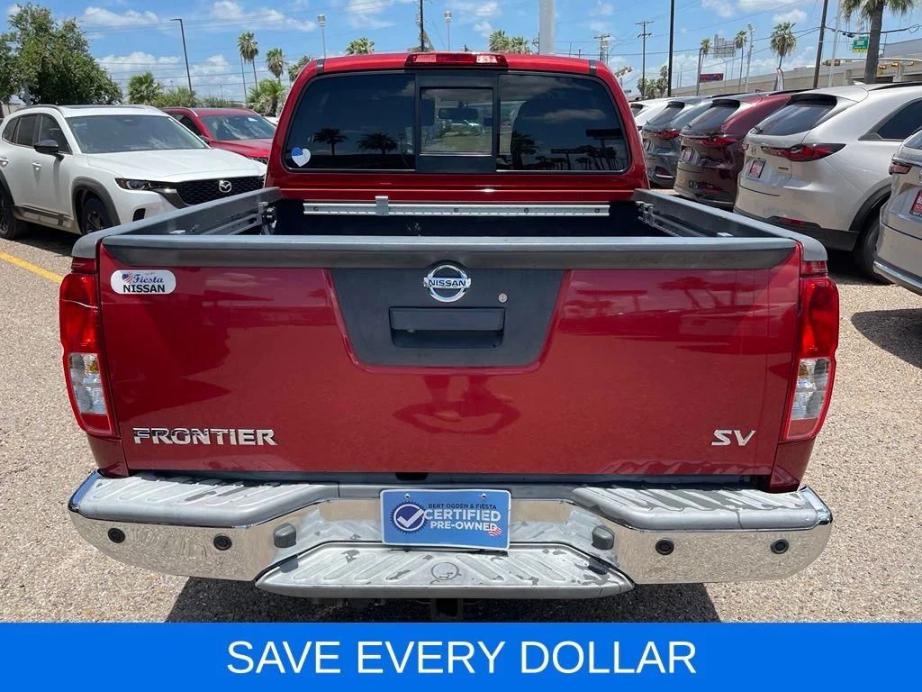 Used 2015 Red Nissan SV image 5