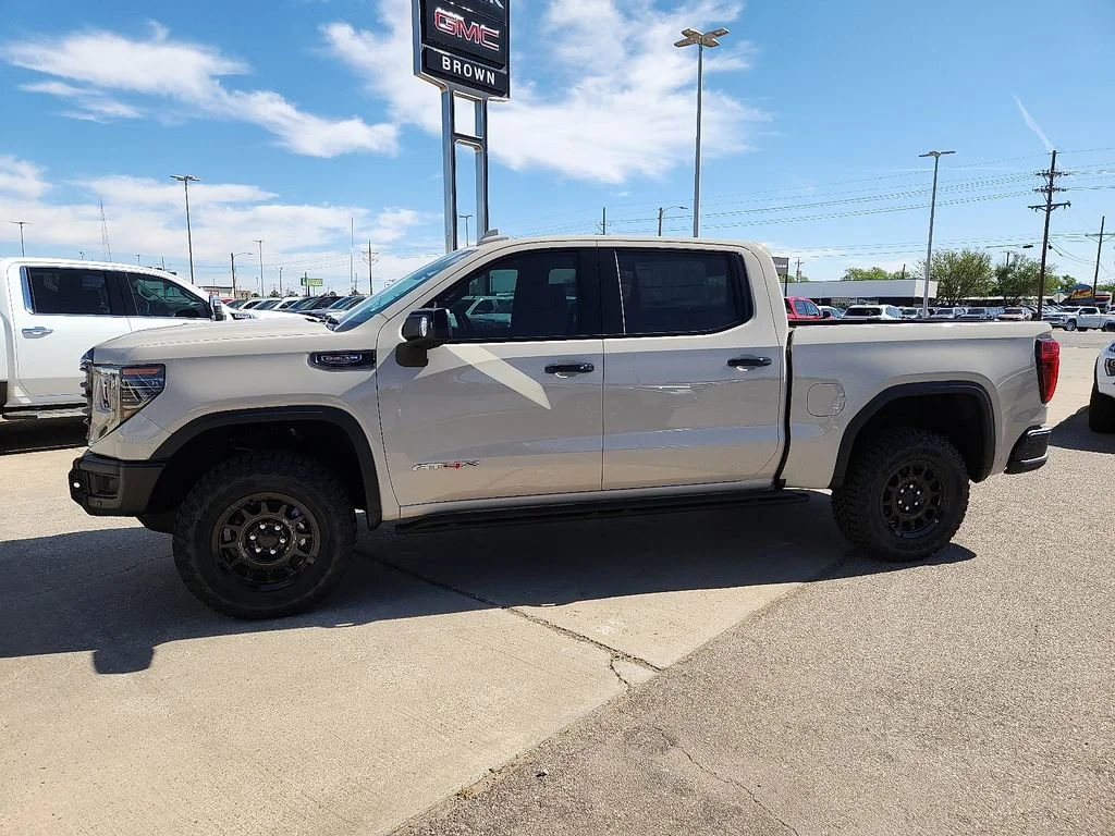 2026 GMC Sierra 1500 AT4X - Photo 6