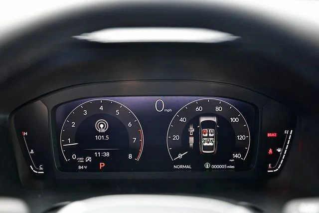 New 2026 Urban Gray Pearl Honda EX-L image 36
