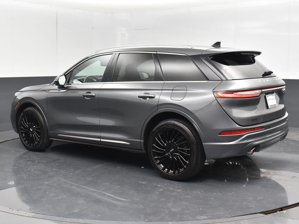 Used 2022 Gray Lincoln Reserve image 17