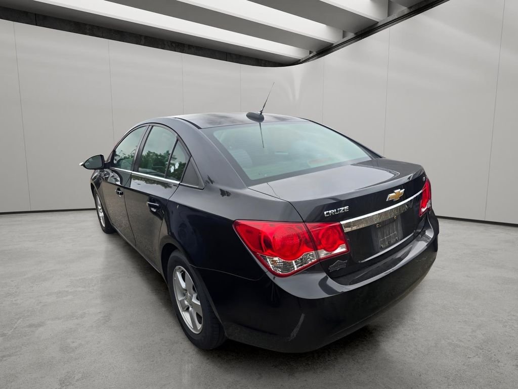 Used 2016 Black Granite Metallic Chevrolet LT image 4