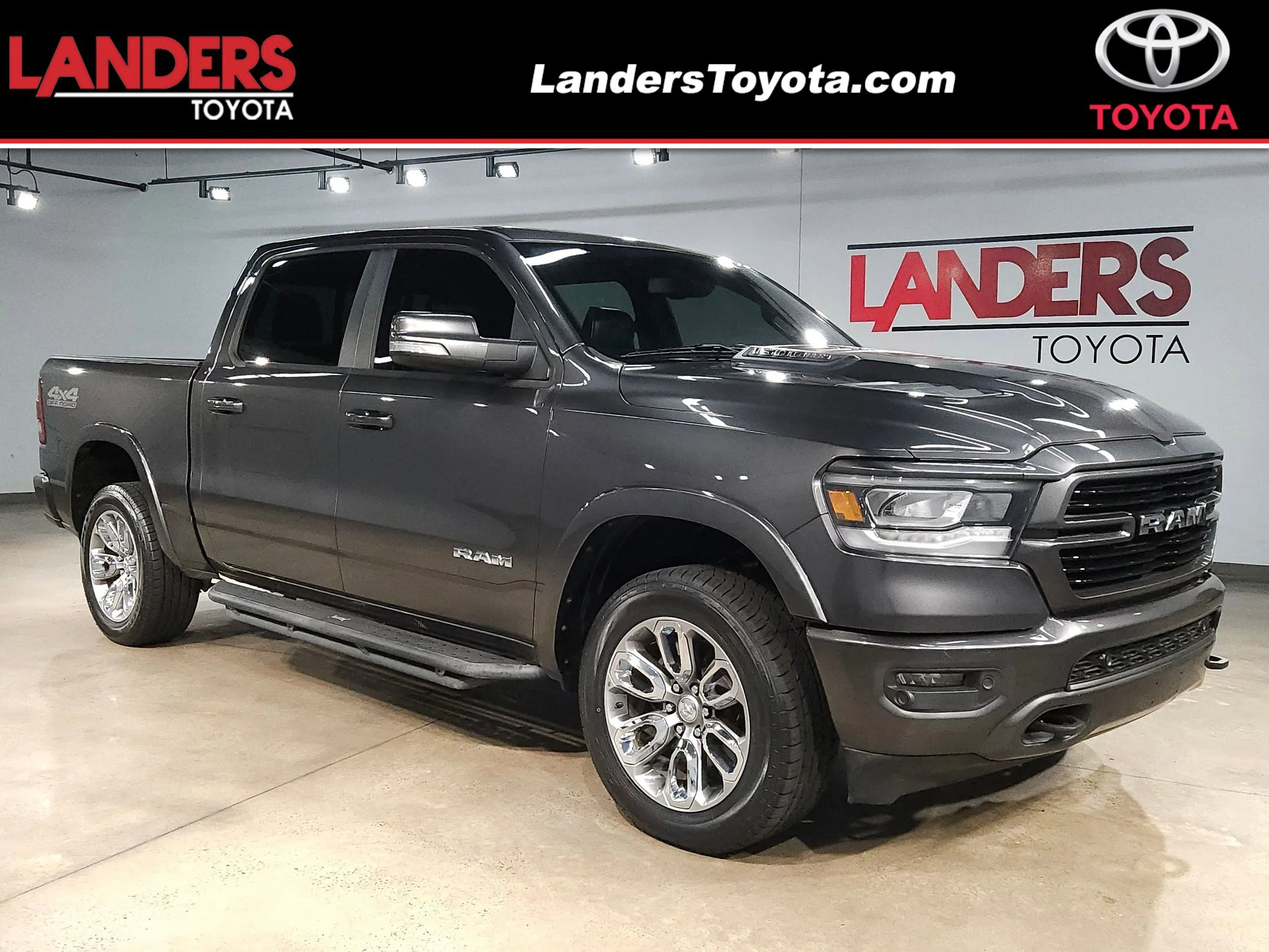 2020 RAM 1500 Laramie 4x4 Crew Cab 5'7's photo
