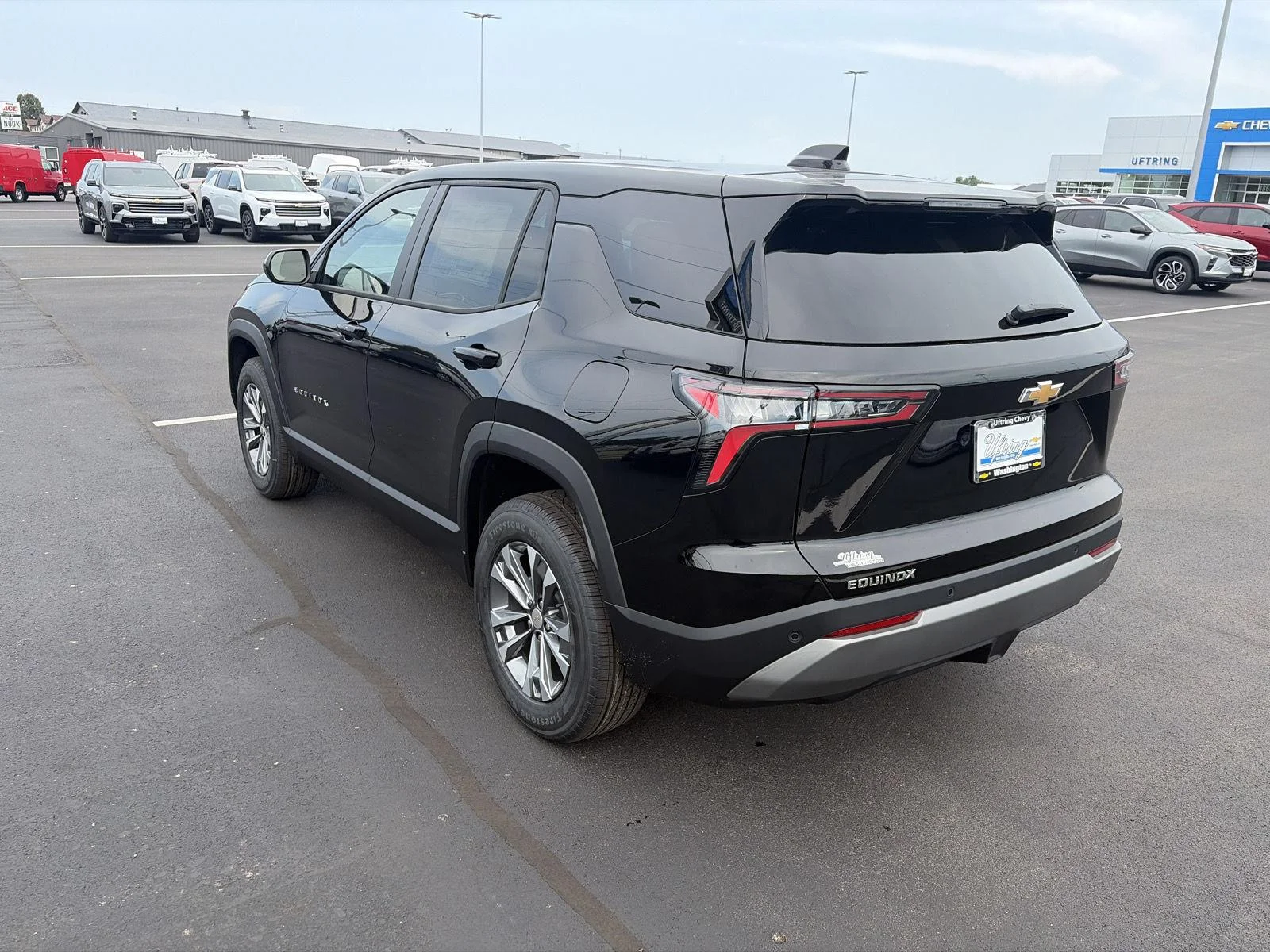 New 2027 Mosaic Black Metallic Chevrolet LT image 7