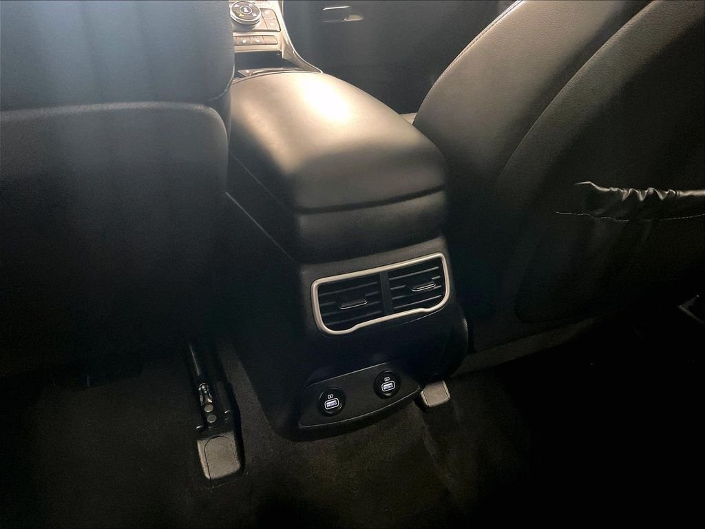 Used 2023 Serenity White Pearl Hyundai SEL image 28