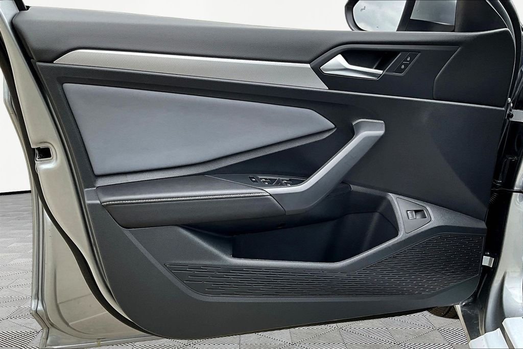 New 2026 Silver Volkswagen 1.5T SE image 20