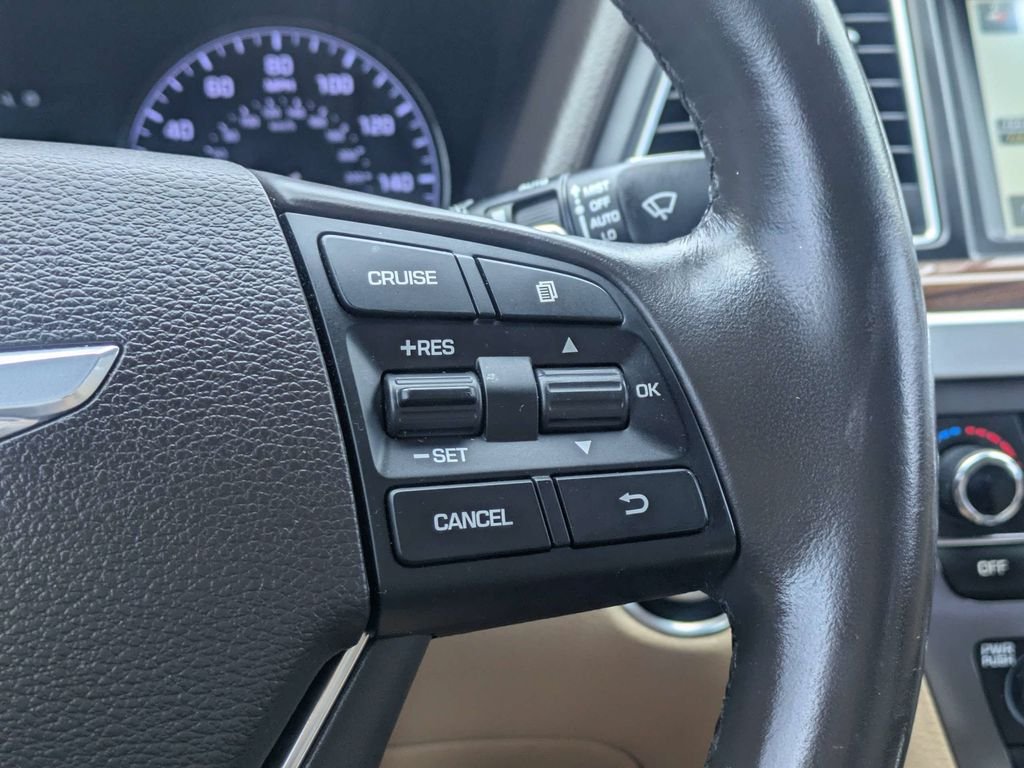 Used 2016 Blue Hyundai 3.8 image 25