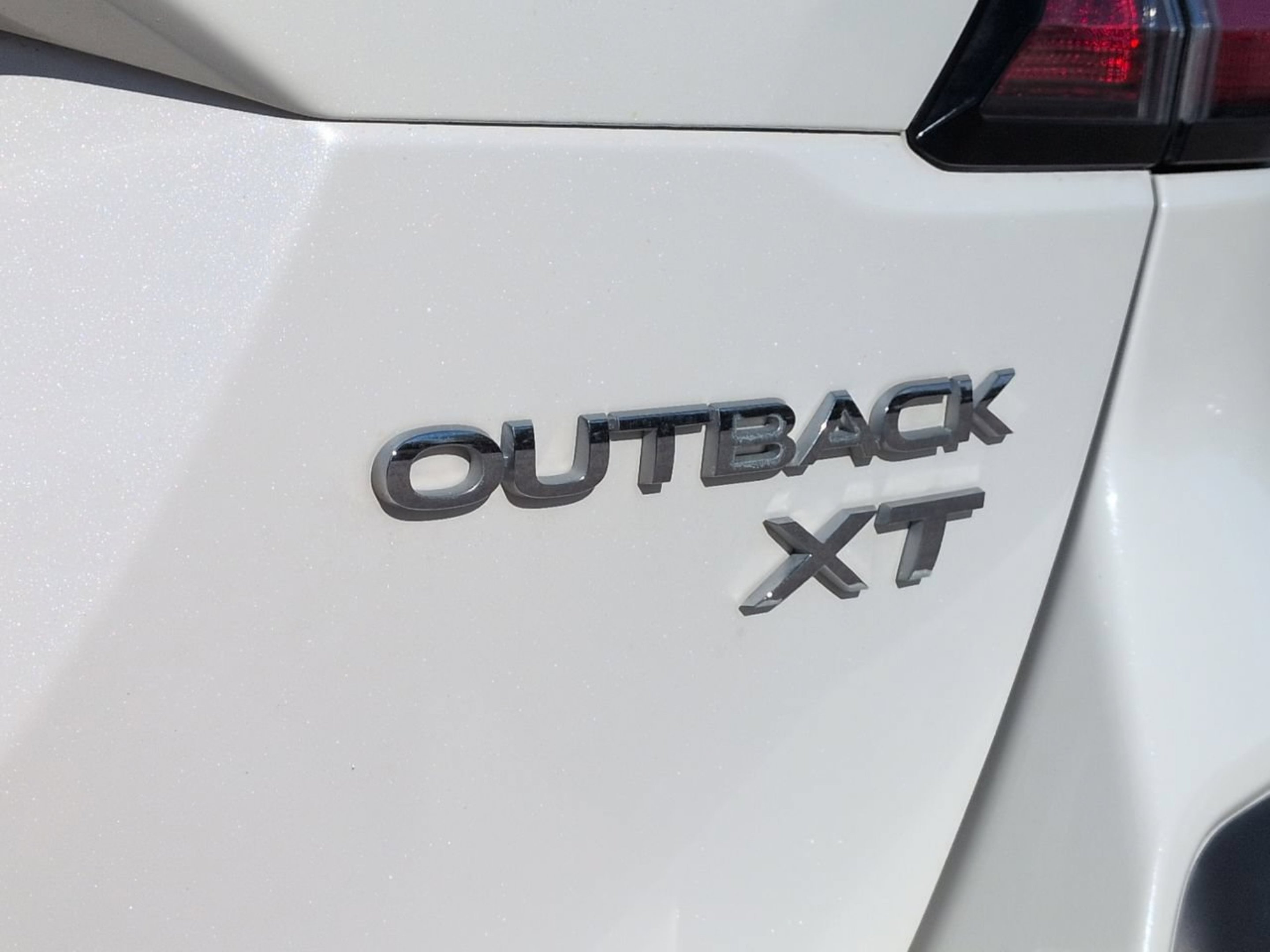 Used 2021 Crystal White Pearl Subaru Limited XT image 35
