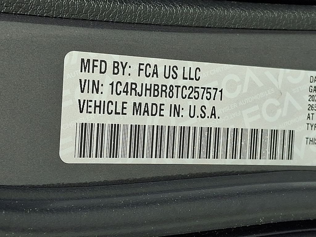 New 2026 Baltic Gray Metallic Clearcoat Jeep Limited image 19