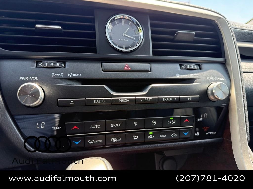 Used 2016 White Lexus 450h image 44