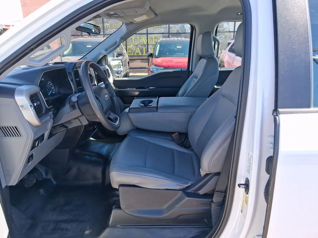 Used 2022 Oxford White Ford XL image 9