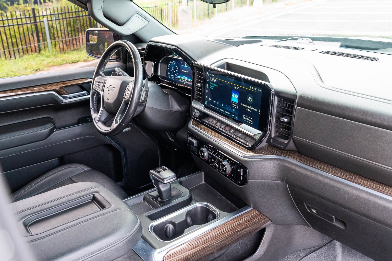 Used 2022 Gray Chevrolet RST image 14