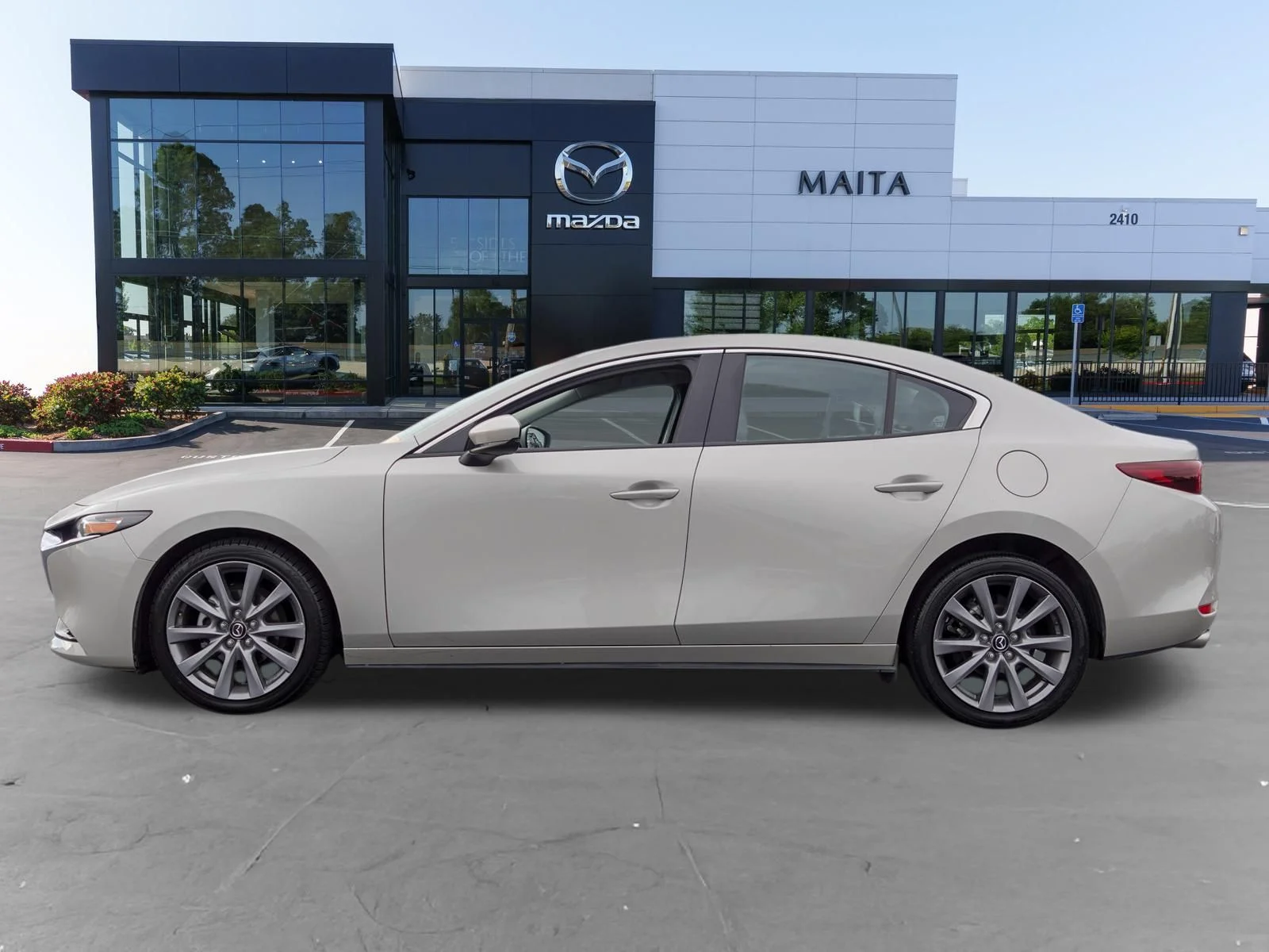 Certified Used 2025 Platinum Quartz Metallic Mazda 2.5 S Preferred Package image 8