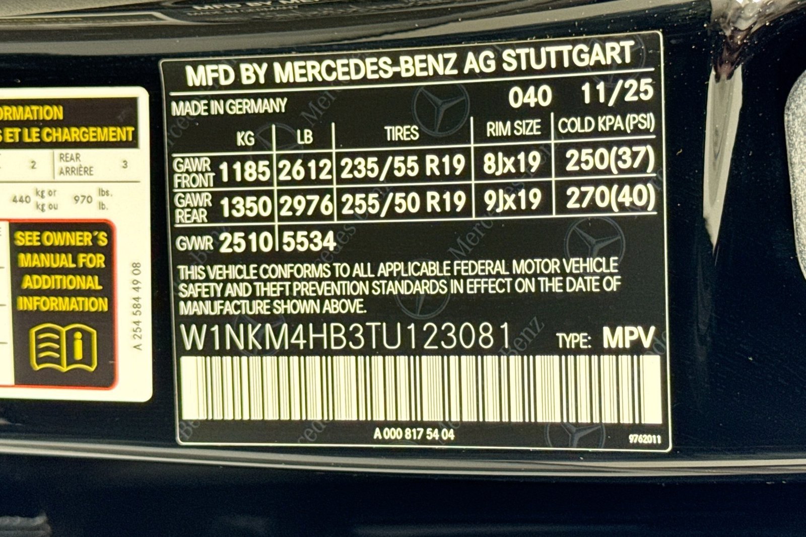 New 2026 Black Mercedes-Benz GLC 300 image 29