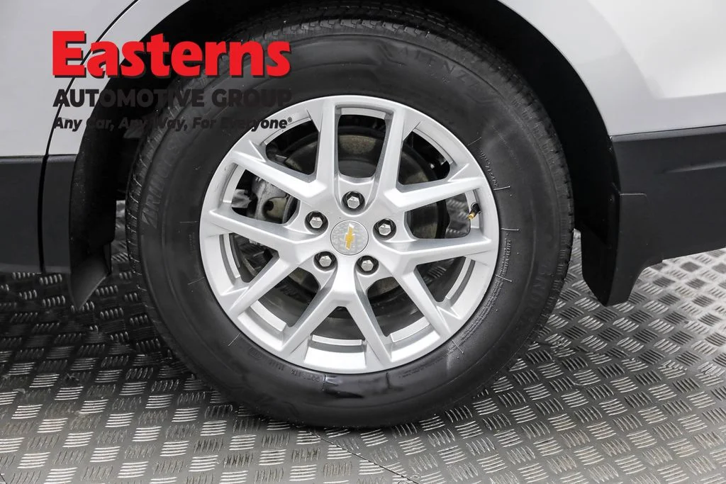 Used 2022 Silver Chevrolet LT image 30