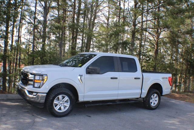 Used 2023 Stone Gray Metallic Ford XL image 4