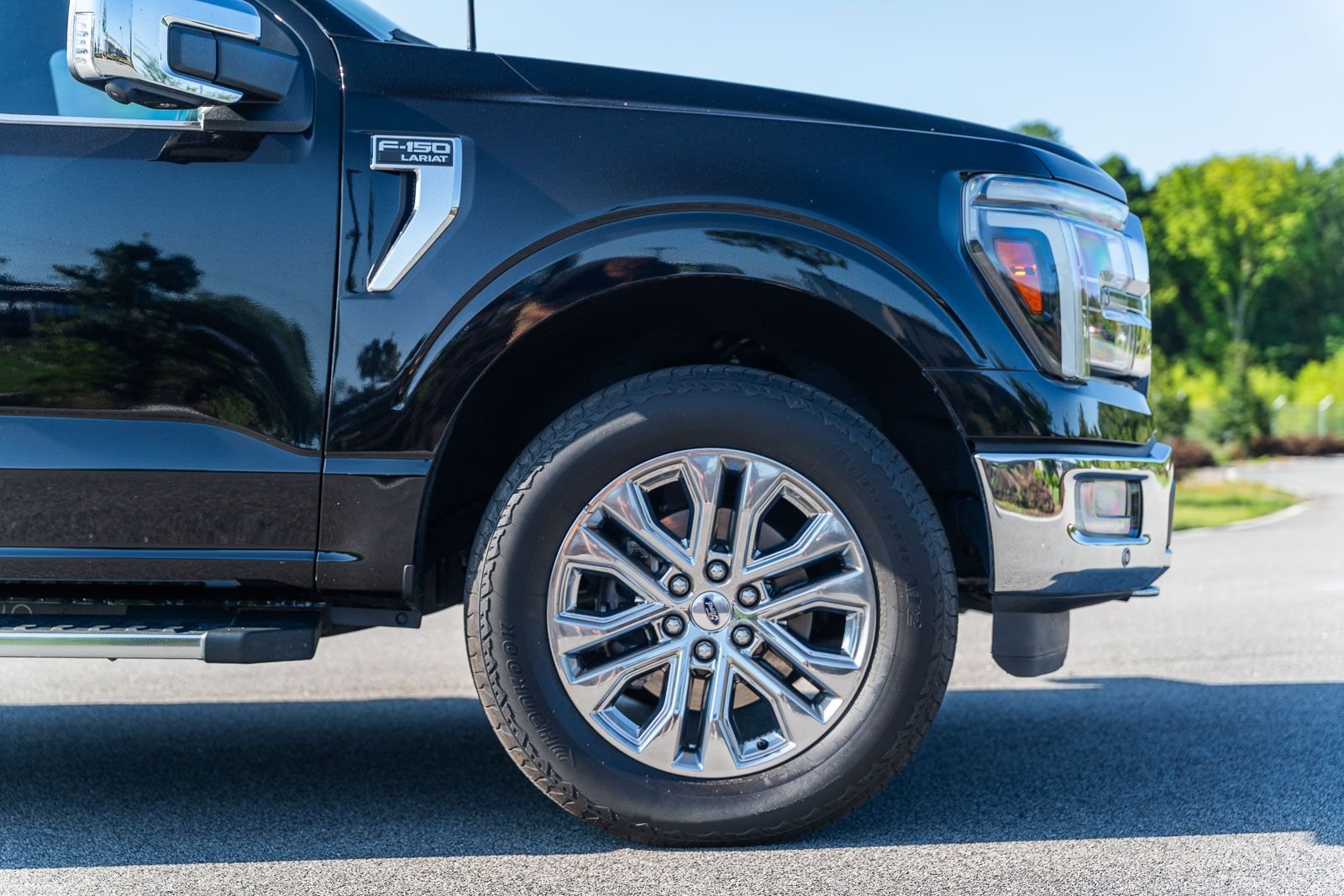 Used 2024 Black Ford Lariat image 8