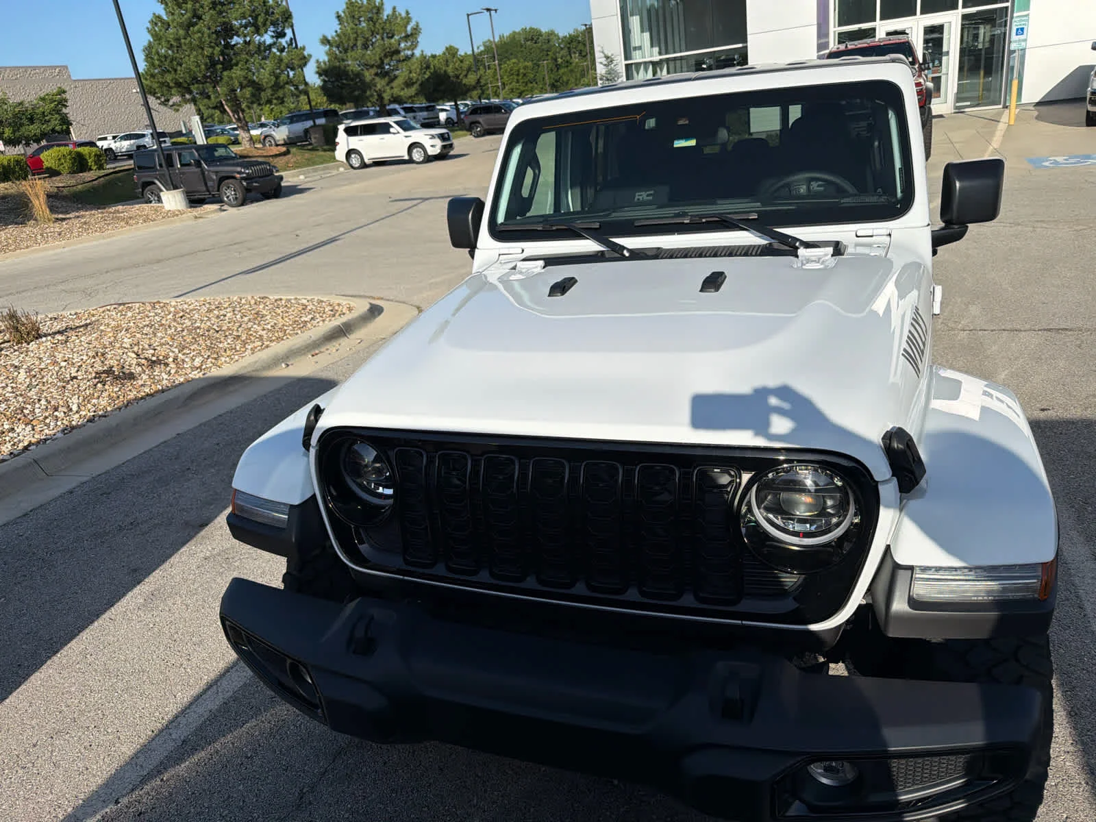 Used 2024 Jeep Gladiator Willys with VIN 1C6HJTAG6RL110518 for sale in Kansas City