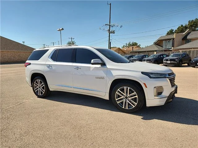 Used 2023 Summit White Chevrolet High Country All-Wheel Drive image 4