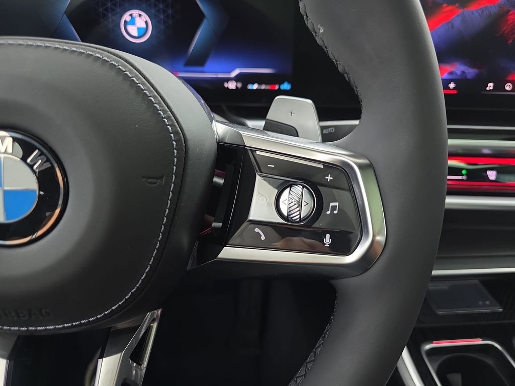2026 BMW 7 Series 760i - Photo 18