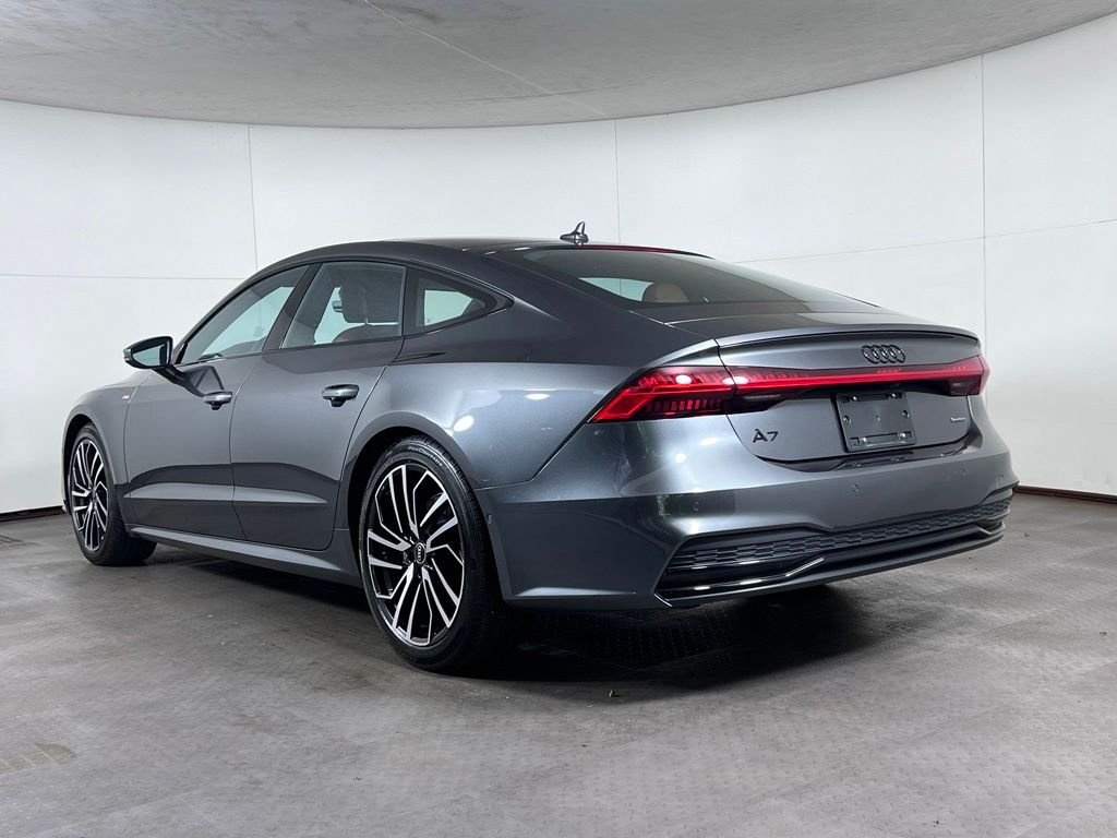 Used 2024  Audi 55 Prestige image 3