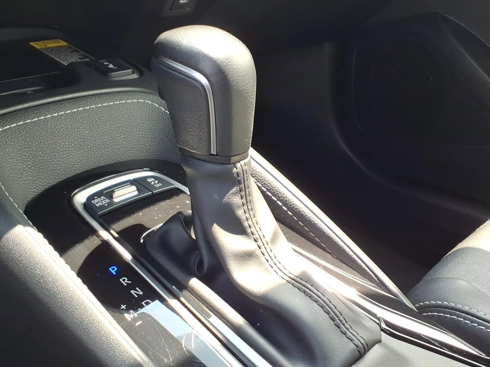 Used 2024 Ice Cap Toyota XSE image 15