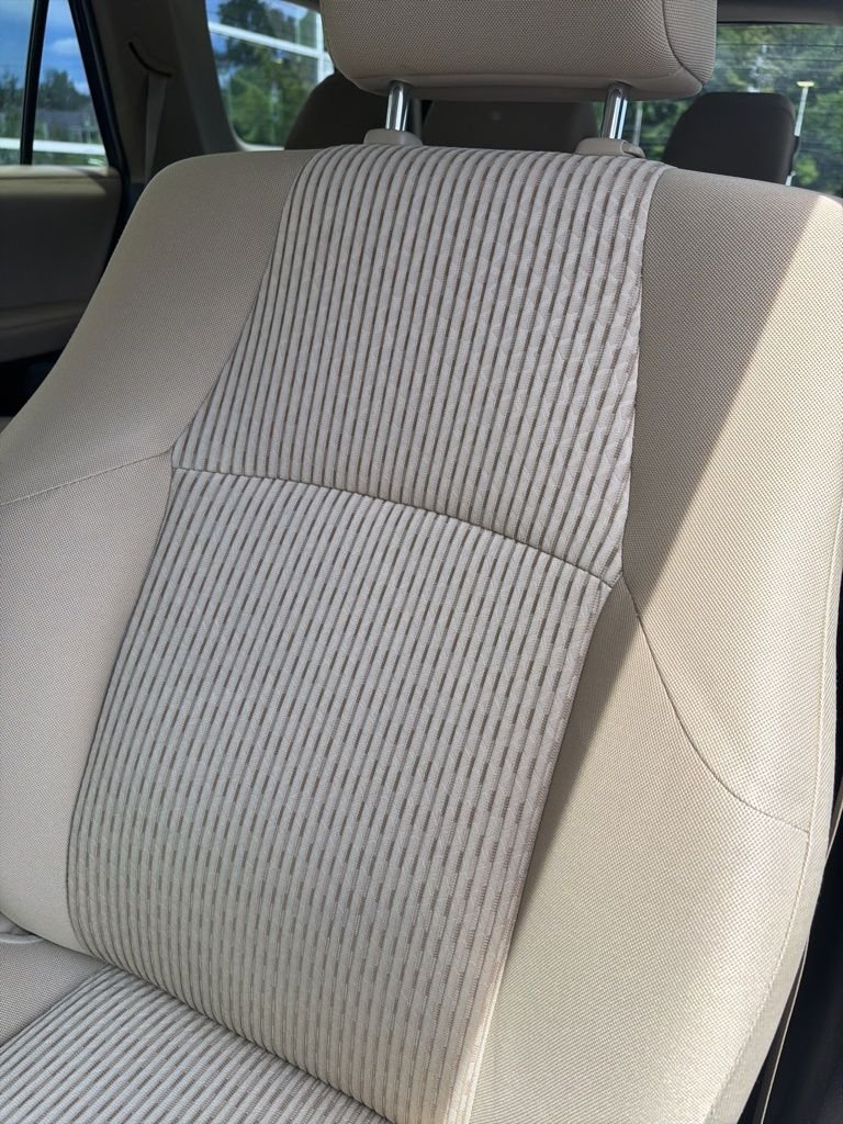 Used 2022 Blue Toyota SR5 image 5