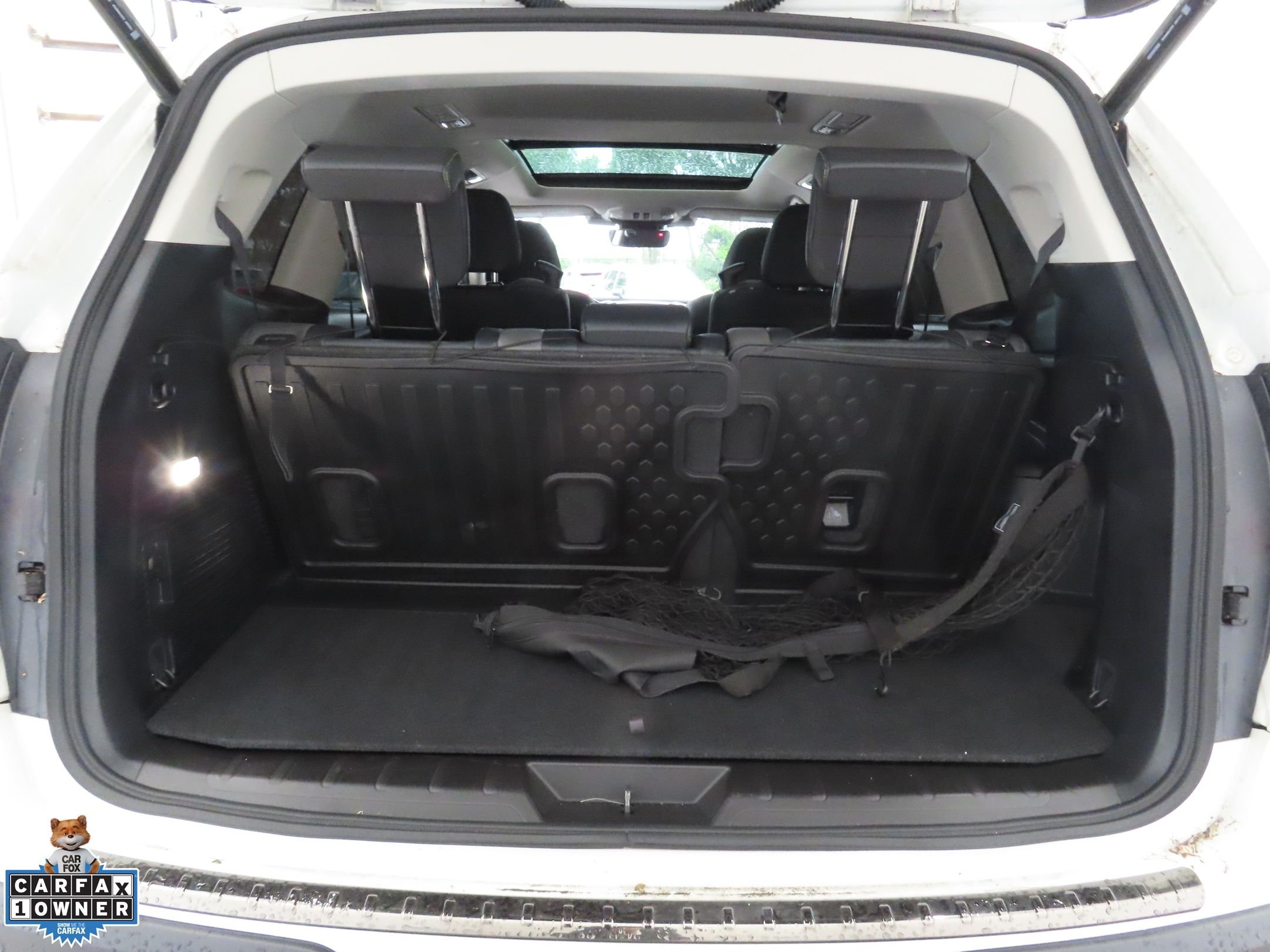 Used 2025 White Subaru Onyx Edition image 23
