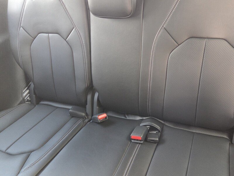 2026 Chrysler Pacifica Select - Photo 11