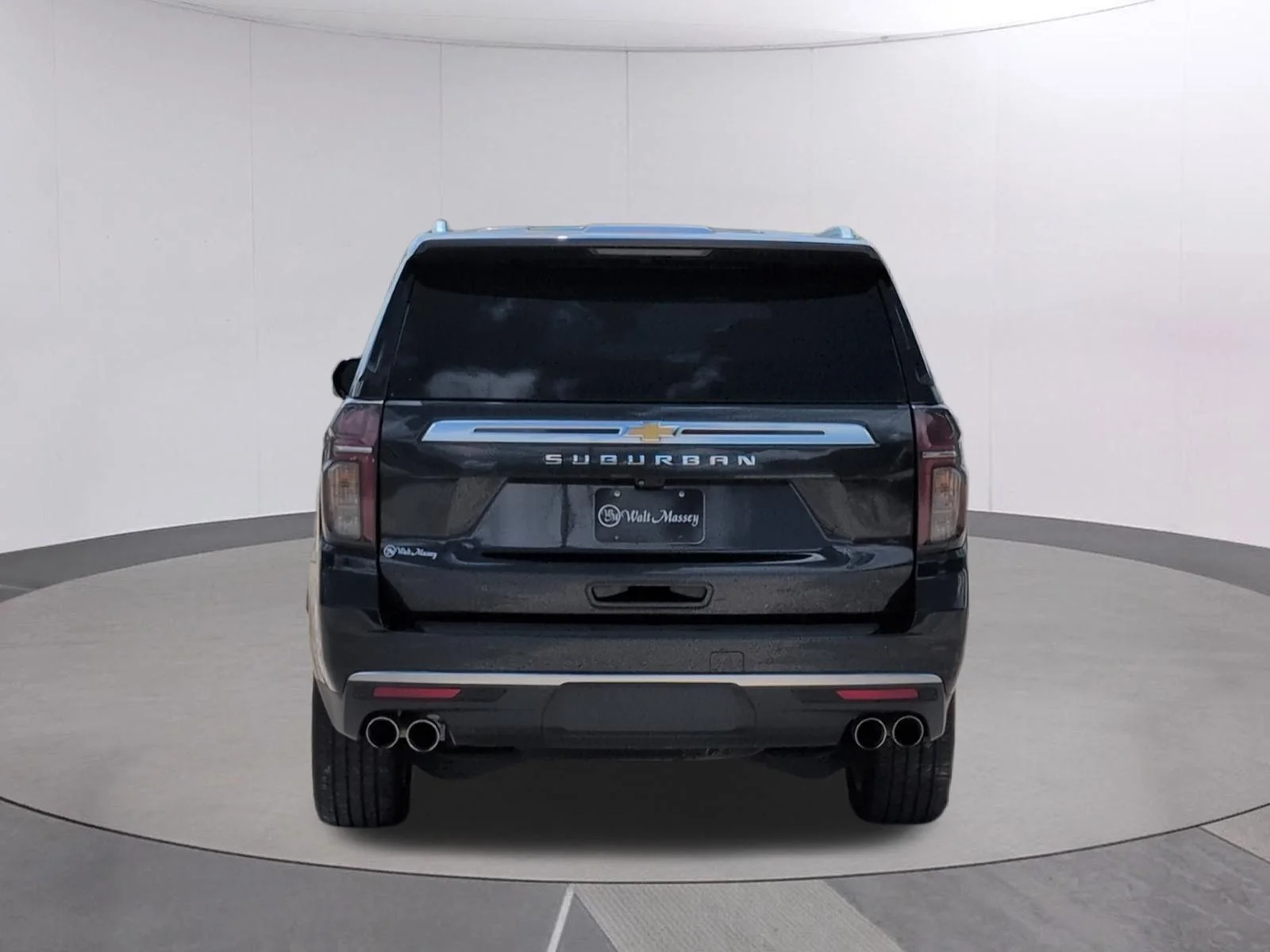 Used 2023 Dark Ash Metallic Chevrolet High Country image 4