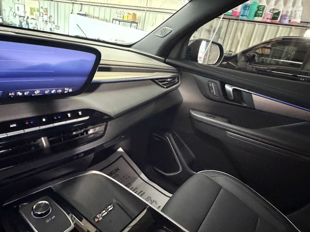 Certified Used 2025 Gray Buick Preferred image 18