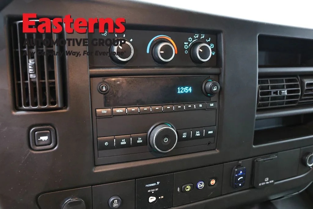 Used 2020 White GMC Work Van image 18