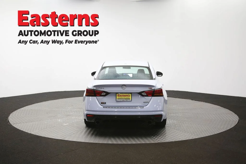 Used 2023 Gray Nissan 2.0 SR image 38