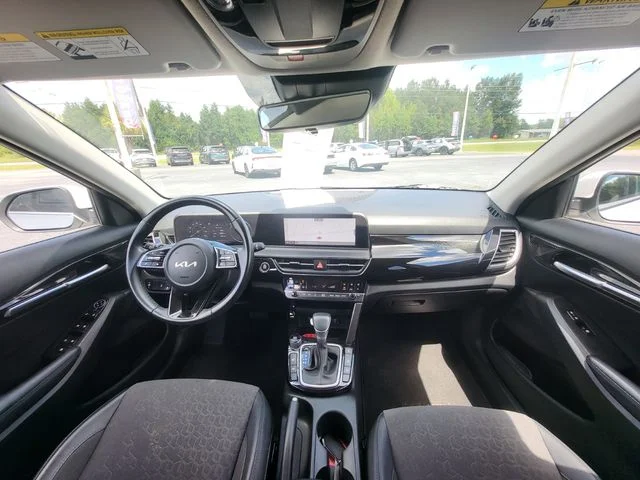 Used 2024 White Kia S image 13