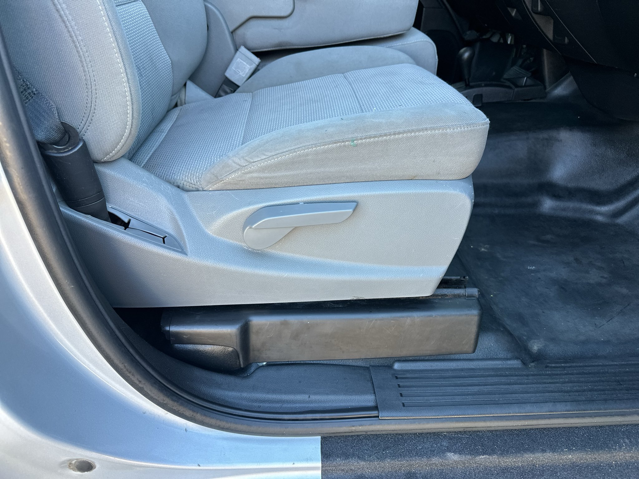 Used 2018 Silver Ice Metallic Chevrolet Work Truck image 30