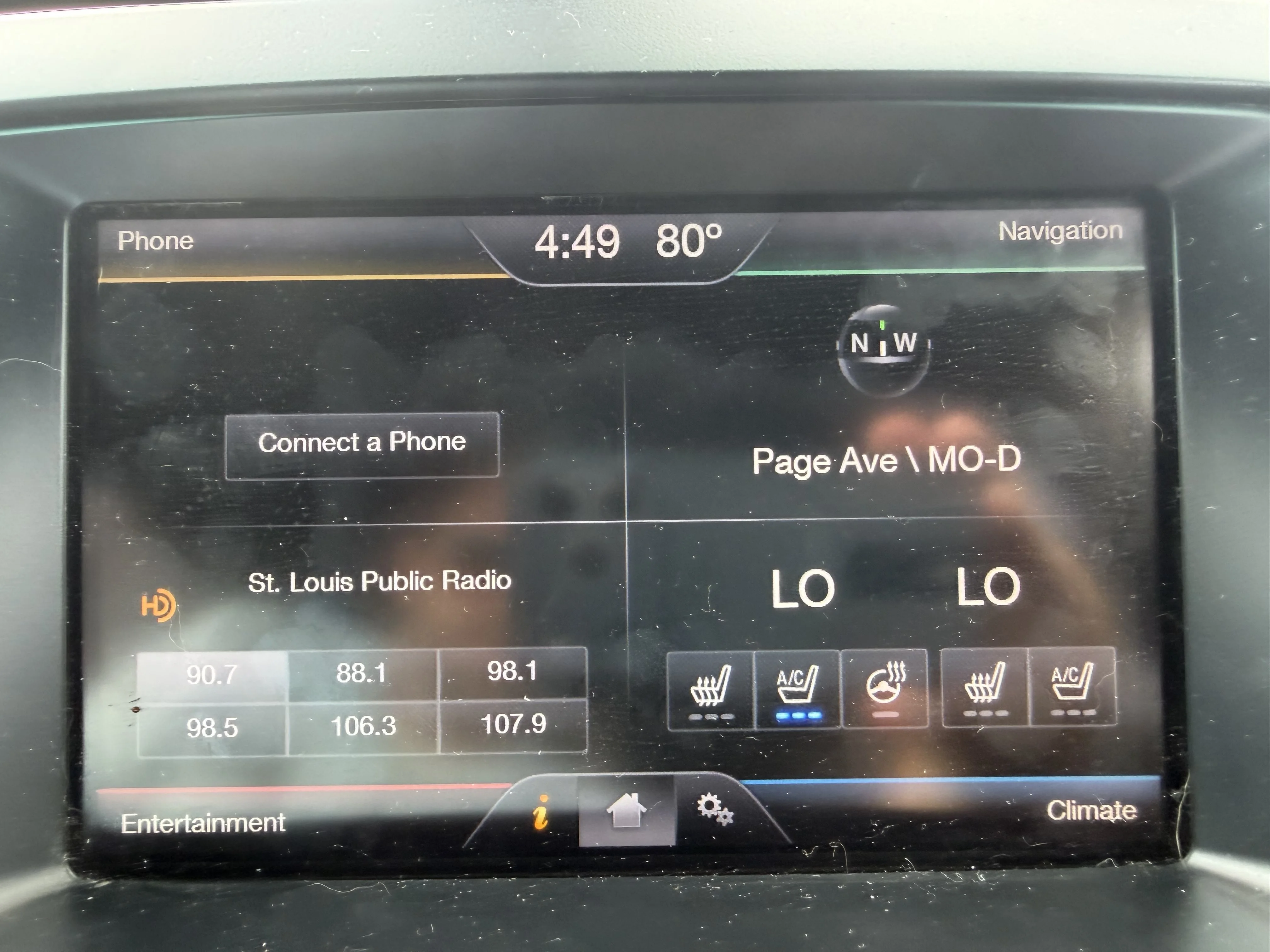 Used 2015 Tuxedo Black Metallic Ford Limited image 19