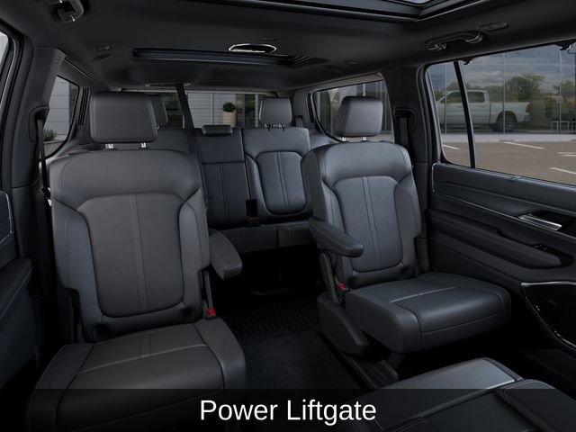 New 2026 Bright White Clear-Coat Exterior Paint Jeep Limited Reserve image 17