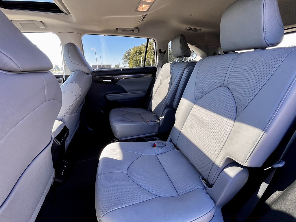 Used 2023 Celestial Silver Metallic Toyota Limited image 13