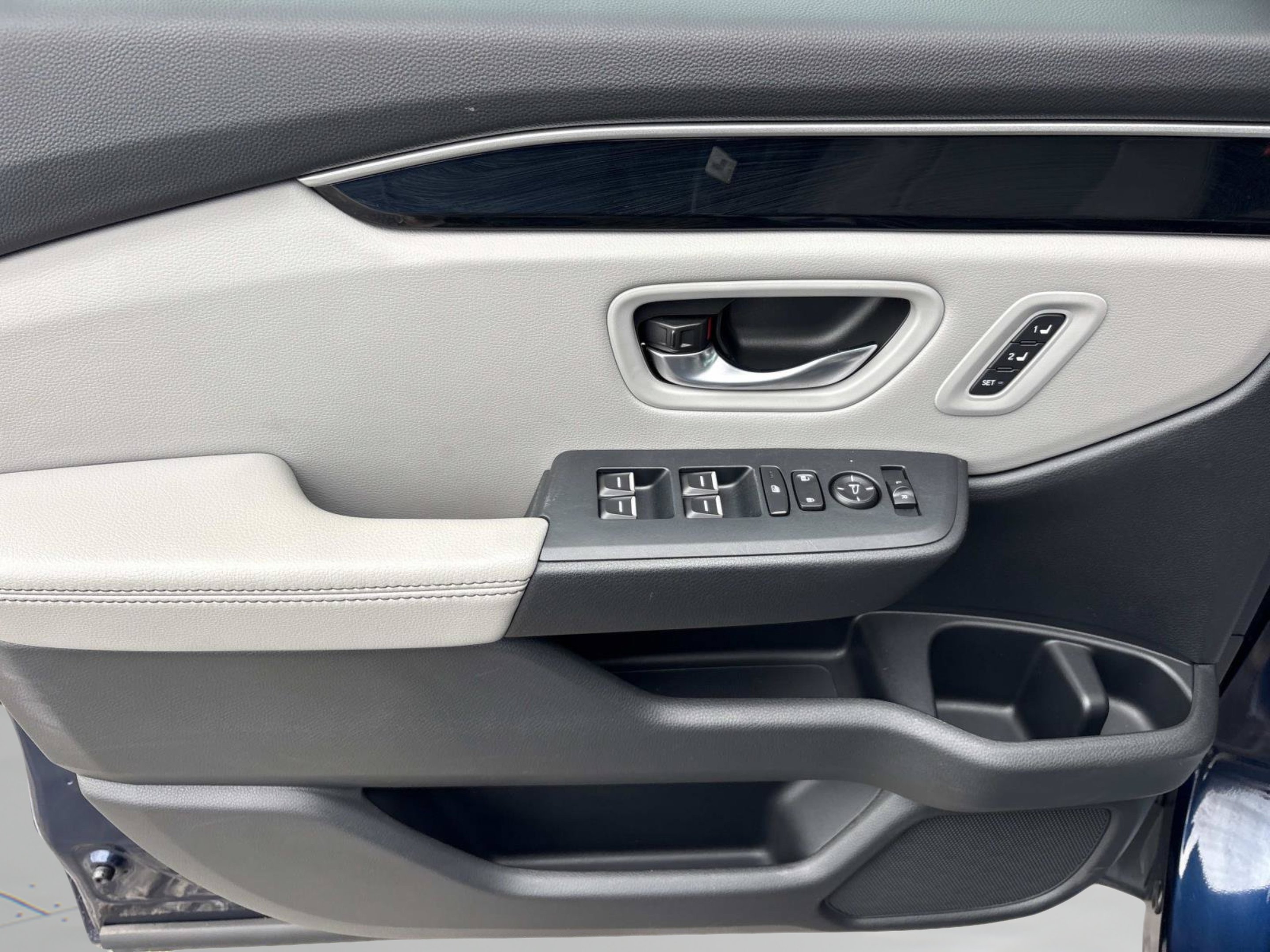 2023 Honda Pilot Touring - Photo 22