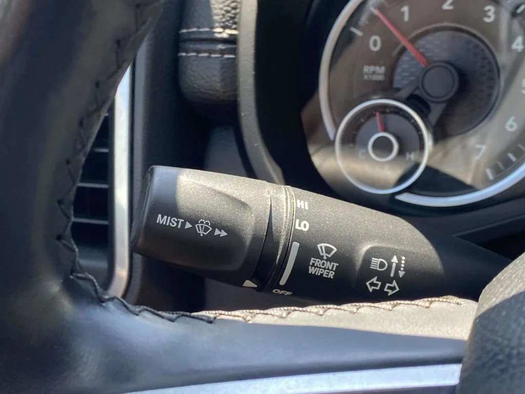 Used 2019 White Ram Laramie image 34