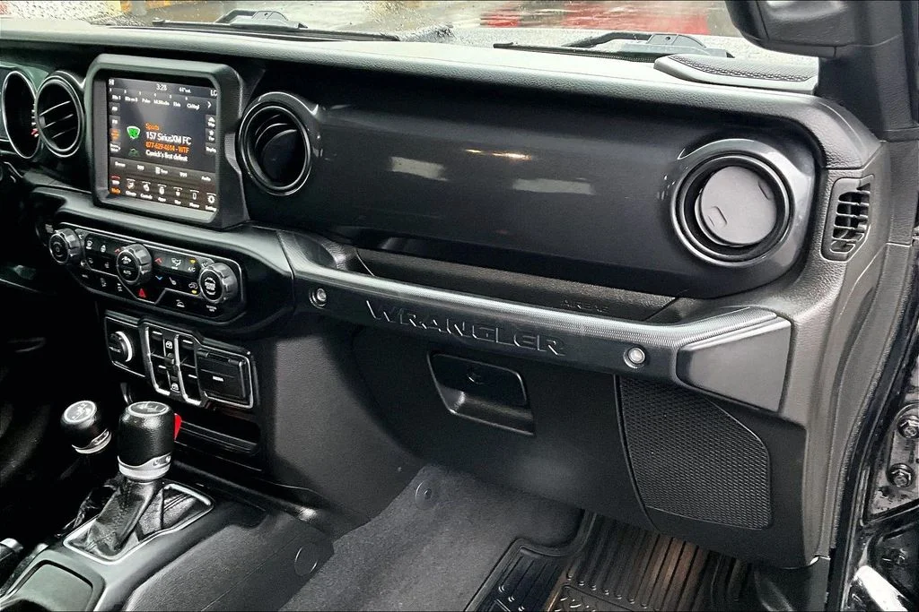 2023 Jeep Wrangler 4-Door Sport Altitude - Photo 17