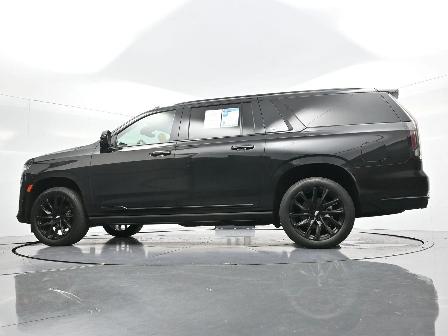 Used 2022 Black Raven Cadillac Sport image 57
