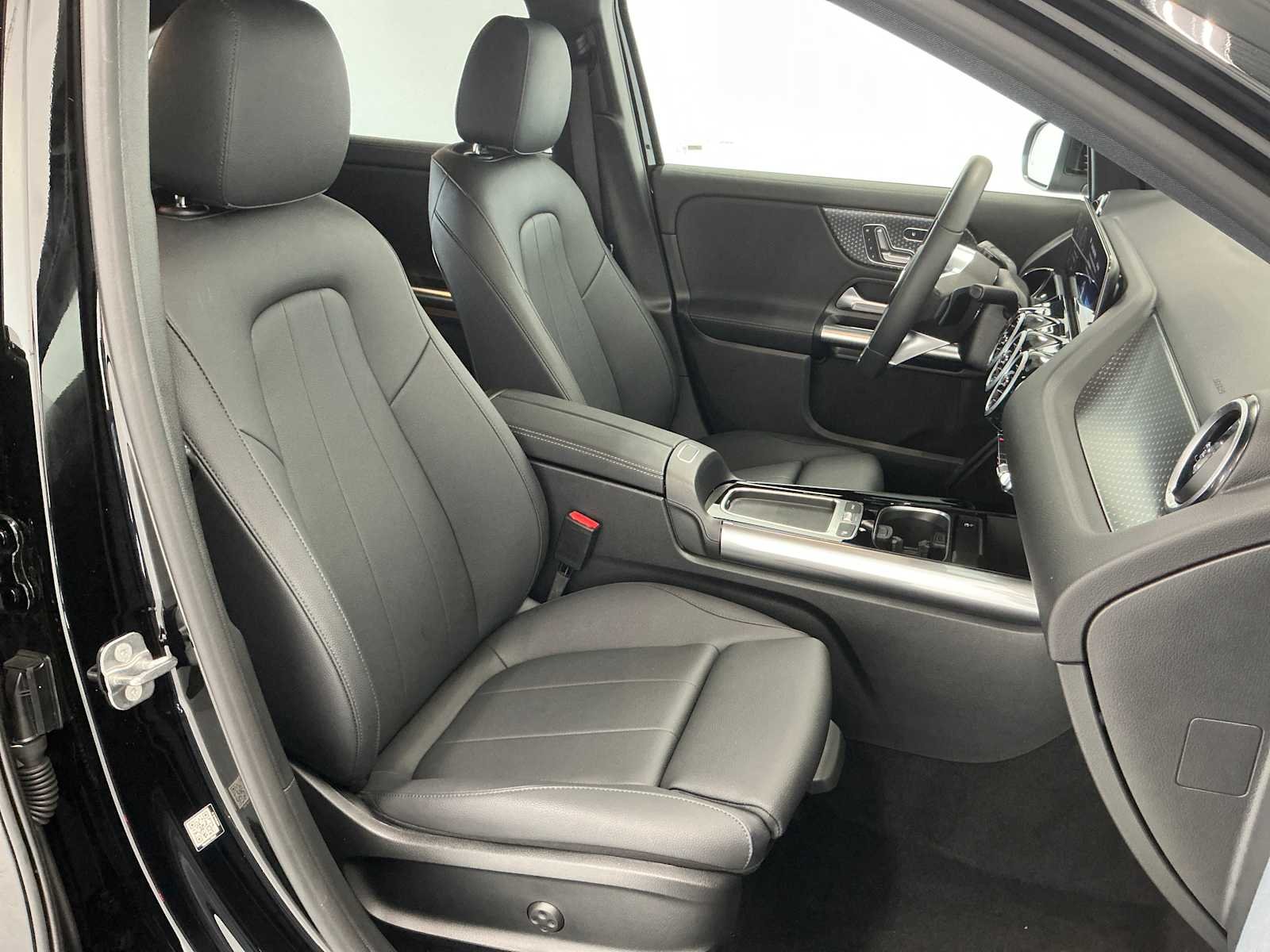 Certified Used 2026 Night Black Mercedes-Benz GLA 250 image 19