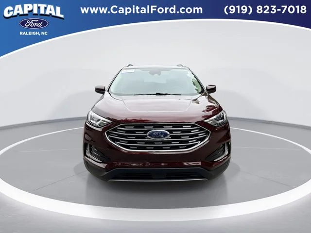 Used 2021 Red Ford SEL image 3