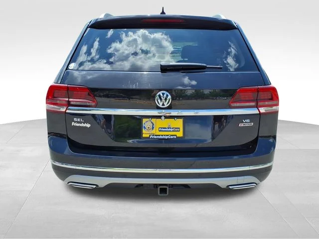 Used 2019 Black Volkswagen SEL Premium image 7