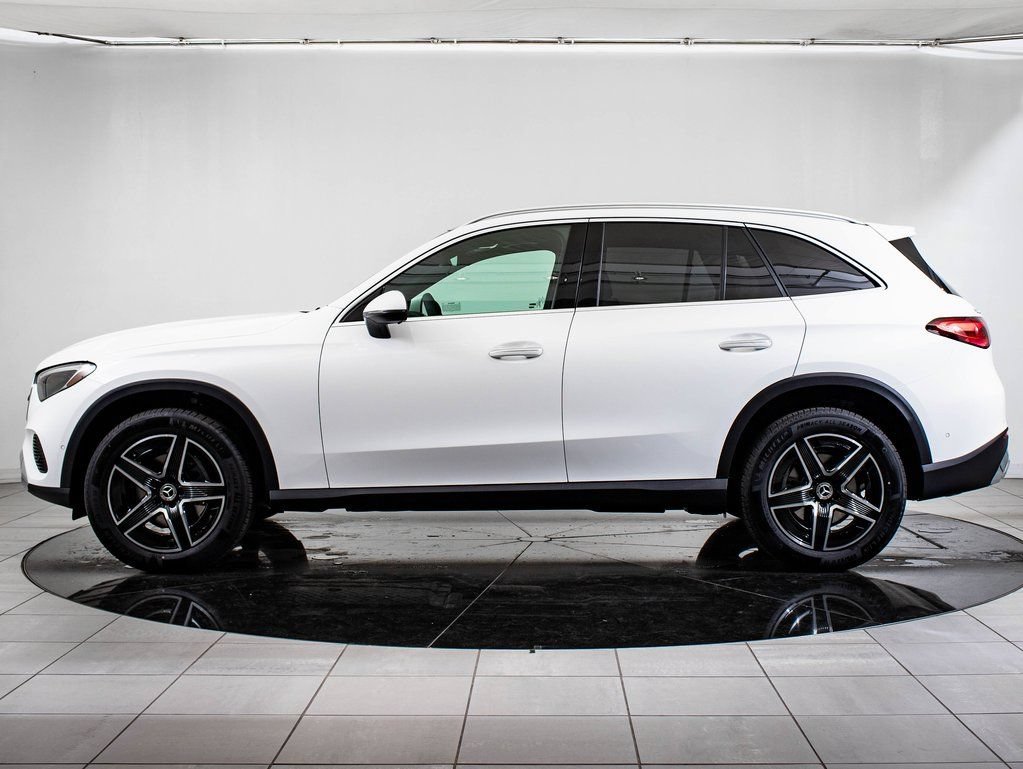Used 2026 Polar White Mercedes-Benz GLC 300 image 12
