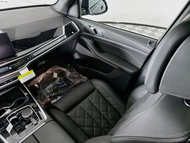 New 2027 Dravit Grey Metallic BMW xDrive40i image 25